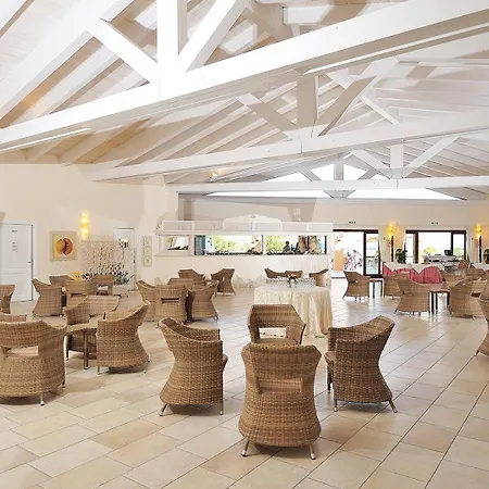 Club & Village Cala Fiorita 4*