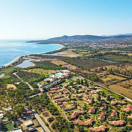 Hotel Club & Village Cala Fiorita 4*