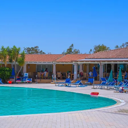 Club & Village Cala Fiorita 4* Agrustos