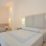 Hotell Club & Village Cala Fiorita Agrustos