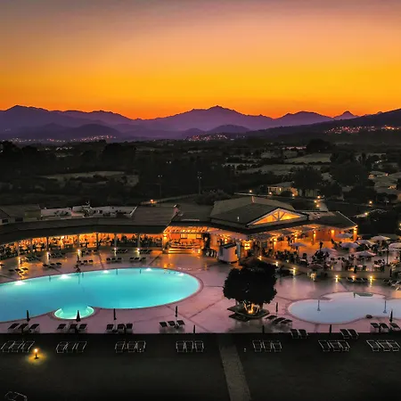 Hotel Club & Village Cala Fiorita 4*
