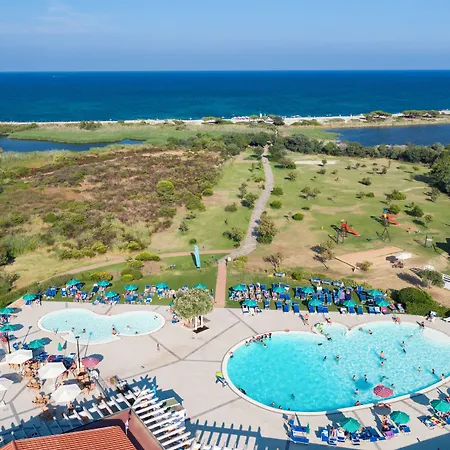 Hotel Club & Village Cala Fiorita 4*