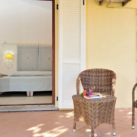Club & Village Cala Fiorita 4*
