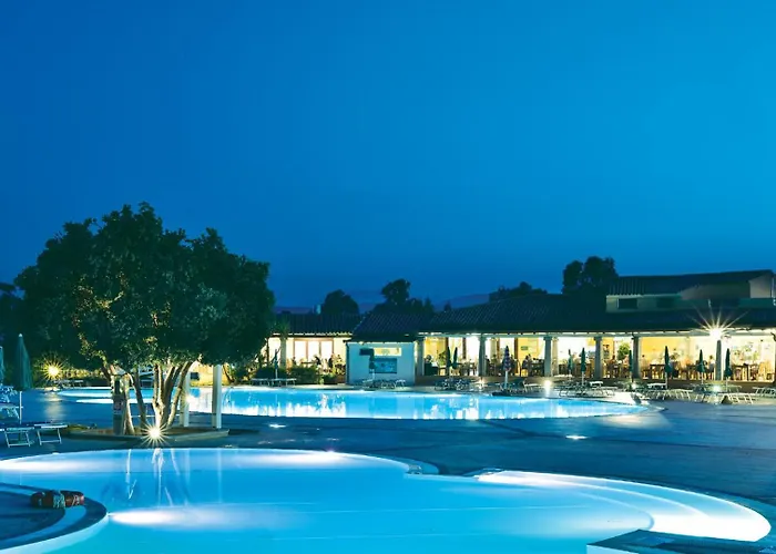 Club & Village Cala Fiorita 4* Agrustos