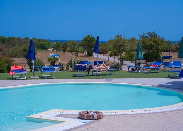 Club & Village Cala Fiorita 酒店