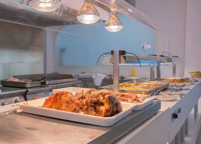 Club & Village Cala Fiorita 酒店 Agrustos