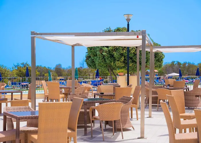 酒店 Club & Village Cala Fiorita Agrustos