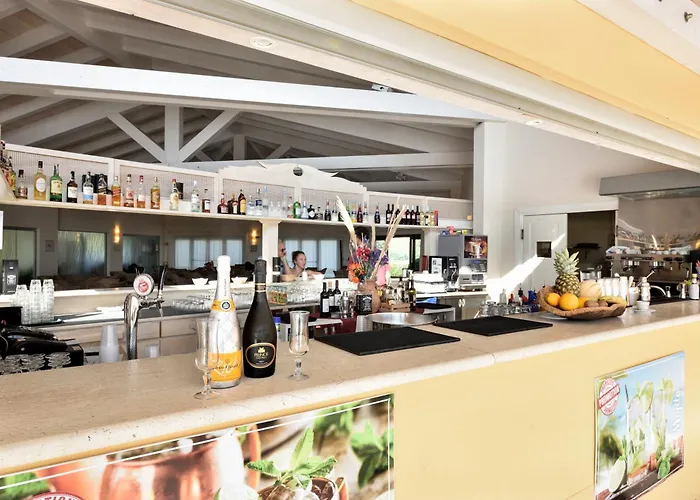 Club & Village Cala Fiorita 4*